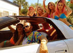 好運的詹姆斯法蘭科 電影《Spring Breakers》全都是比基尼! 好運的詹姆斯法蘭科 電影《Spring Breakers》全都是比基尼!