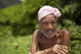 現代版老人與海 日本76歲老人在孤島上的退休生活 現代版老人與海 日本76歲老人在孤島上的退休生活
