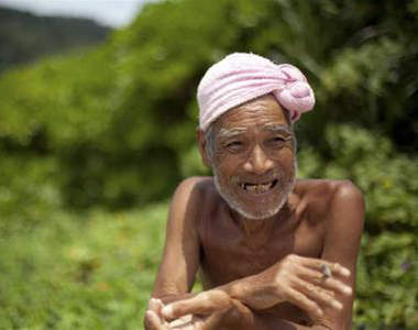 現代版老人與海 日本76歲老人在孤島上的退休生活