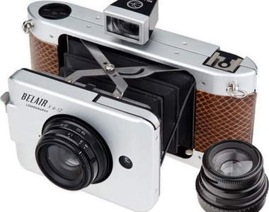 LOMO全新摺疊相機《Belair X 6-12》復古時尚登場~