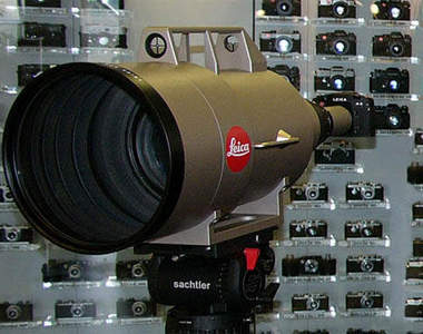 傳說史上最貴「破千萬」《徠卡神炮 》 可以請浩克幫忙扛一下嗎~WWW