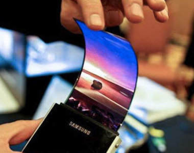 三星新一代機皇Galaxy S 4 傳將採用「摔不壞」的可彎曲柔性螢幕!?