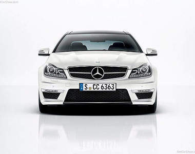 《車車也有家族臉》～三星光芒耀人的賓士～♥