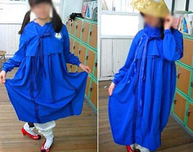 小小設計師：學校運動服也能變成時尚款衣服☆