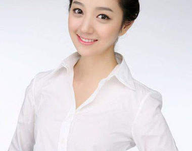 韓國優質氣象主播金多恩~不只會播氣象還會彈琴喔