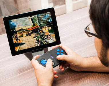 iPad專用搖控器Duo Gamer 拿來玩iOS遊戲爽度更是高吶~