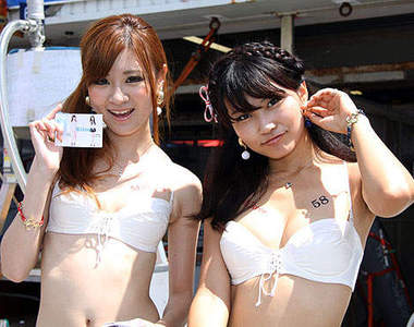 耐久賽美女又來了!這次能不能也提振一下士氣呢?