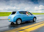 通通讓開~Nissan Leaf要用倒車創紀錄!(閃) 通通讓開~Nissan Leaf要用倒車創紀錄!(閃)