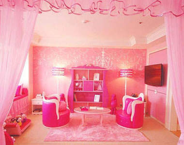 粉紅滿屋《芭比套房》~女孩們的小天堂