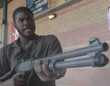 惡靈勢力粉絲影片版 規模不輸好萊塢嗨片的血腥(上膛)