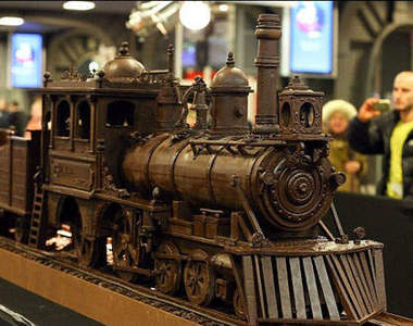 世界最長《巧克力火車》~這比食神還厲害