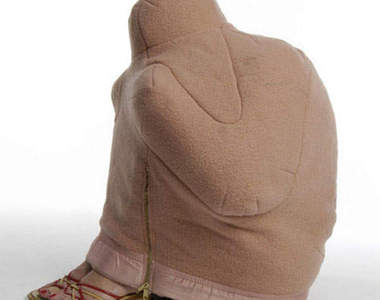 自以為《躲貓貓袋》你看不到我你看不到我.......才怪=<>=