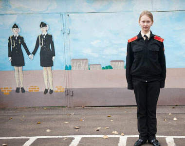 娃娃國 娃娃兵 金髮藍眼睛!莫斯科小小女兵的生活紀實