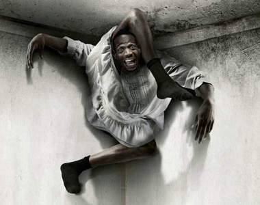 電影：鬼屋入鏡　馬龍韋恩斯又一惡搞諧仿電影