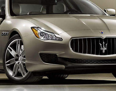 海神號新《Maserati Quattroporte》一絲不掛性感現身～