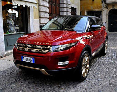 Land Rover Evoque香檳特別版～可以開到哪喝到哪嗎？(誤)