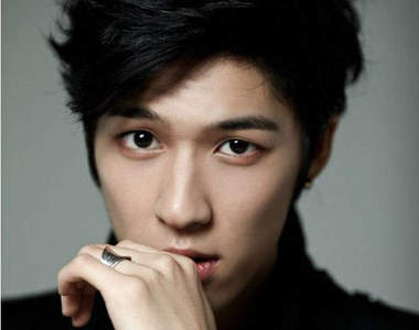 超帥新人《白承憲》~有在中加持過的果然不一樣◕ܫ◕