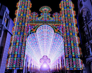 比利時燈光節～閃得我都要瞎了-●_●-