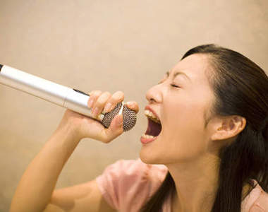 音癡 Bye～凱蒂貓《一人卡拉OK》設備～讓你在家練歌24小時不間斷♪