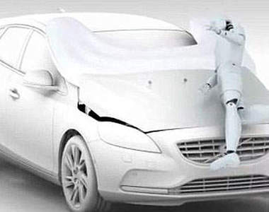Volvo幫行人準備了氣囊!當然最好還是別用到的好囉~