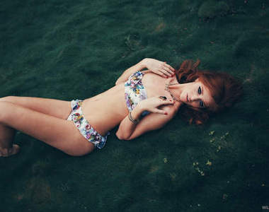 時尚性感《龐德女郎寫真》讓男人重回少年時光！！