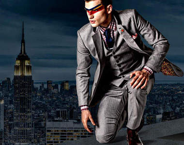  超級英雄西裝 放心！像這樣蹲著屁屁也不會繃開...(裂！？)