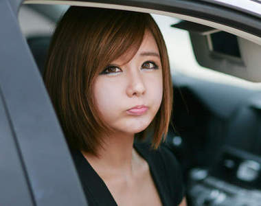 韓國爆紅賽車女郎～柳智慧