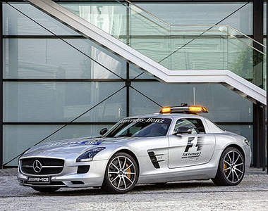 《F1安全車》升級賓士SLS AMG GT~這樣會有更多鏡頭嗎?(誤)
