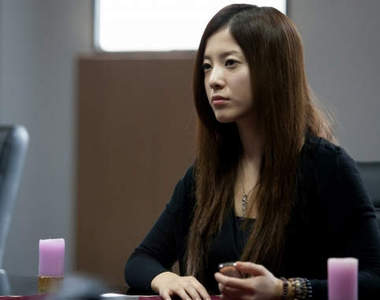 《吉高由里子》演出韓劇《吸血鬼檢察官2》時機太敏感！？