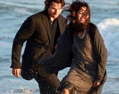 韋恩少爺魅力無法檔 新片就叫《大家都愛貝爾》好了