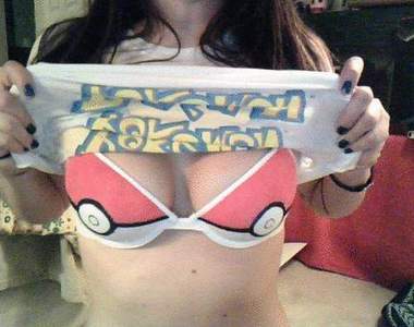 自製神奇寶貝球內衣 超可愛的捏～