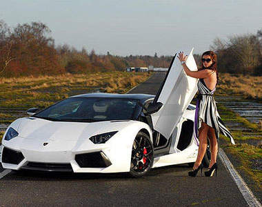 Oakley Design改造《Lamborghini Aventador》龍袍加身的大牛~