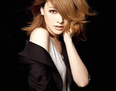 人氣美肌陸模《AYUKI黃美熙》白皙得像顆蛋...顆蛋...