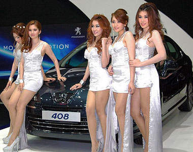 曼谷車展麻斗第二發!看得真讓人眼花撩亂阿~♥