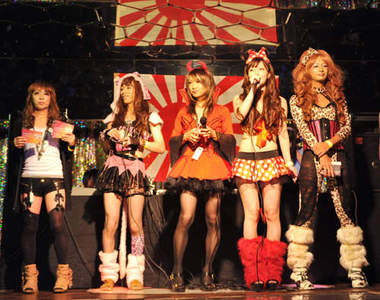 《女裝 New Half Party》跨性別女裝男子的每月盛會!