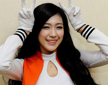 跟著《球場女神金妍靜》燃燒你們的棒球魂！