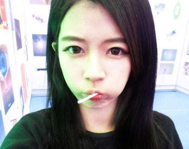 韓國網路正妹教你用PS把小眼變大眼⊙ω⊙