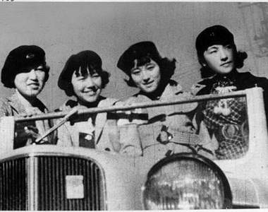 資深窈窕淑女!來看看日本50年前的香車美人吧~♥
