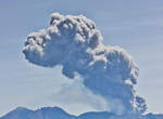櫻島火山噴發的秘密 上升的火山灰雲之中竟然出現... 櫻島火山噴發的秘密 上升的火山灰雲之中竟然出現...
