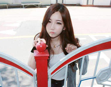 小胸部的好處...恩...真的是這樣嗎?(淚)