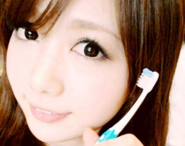 童顏美女牙醫《關有美子》竟然還是雜誌的讀者模特兒♥