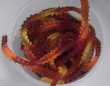 這不是我小時候吃的小熊軟糖~!!!(滾)