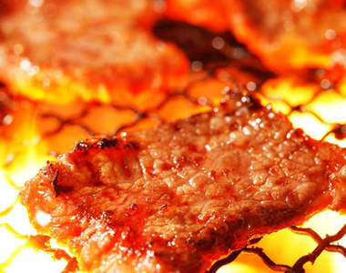 用手機烤肉?牛角最美味的廣告傳單登場