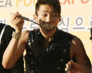 《只顧吃的韓星》形象也要顧一下啦