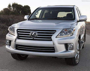 Lexus小改款LX570引進台灣！看起來似乎更兇了呢～