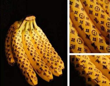  《LV也能這樣用》另類名牌產品搞笑大遊行？！