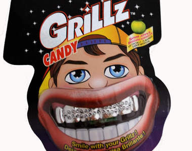 《鑲鑽牙套糖果》(`皿´)擁有鑽石牙套超 EASY ～