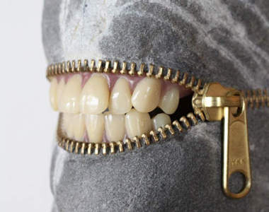 《自遊石》伊藤博敏的石頭雕刻真的好「自由」！