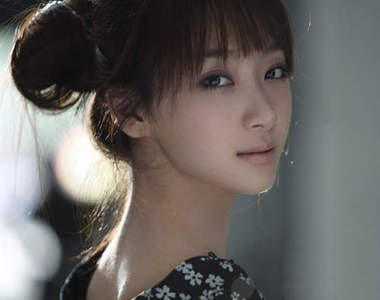 現代美格格　愛新覺羅啟星　皇室後裔的美女演員