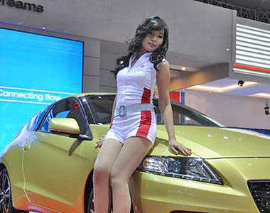 《印尼車展麻斗秀》南洋風味怎能不嗆辣帶勁呢?